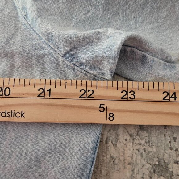 Jordache Vintage Woman's Faded Blue Button Up Short Sleeve Top Sz Large - Picture 9 of 9